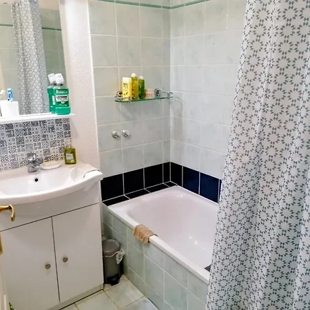 T3 Confortable Avec Terrasse Et Jardin - Fr-1-768-130 Appartement Roquebrune-sur-Argens